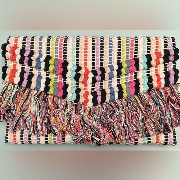 🔥Host Pick🔥 Stella & Dot Taj Clutch NWOT - Picture 1 of 3